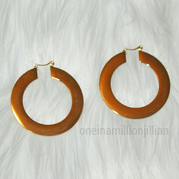 LAST 1! Trendy Thick Boho Gold Hoop Earrings - Picture 2 of 6